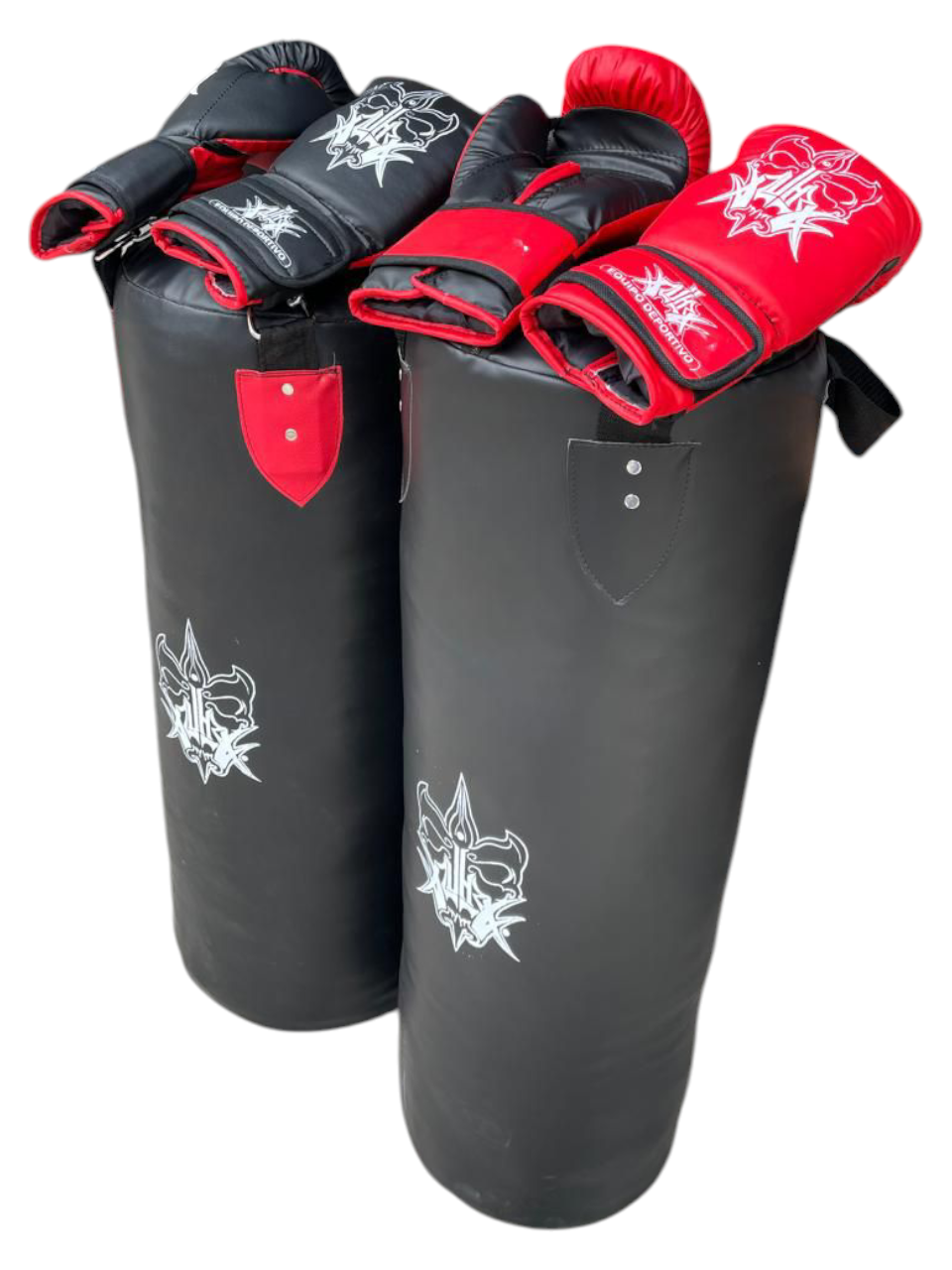 kit de costal profesional con guantes para boxeo o artes marciales